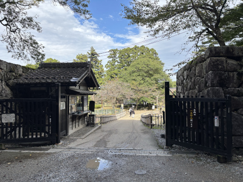 彦根城