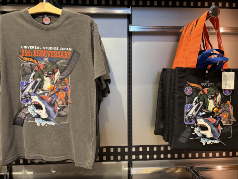 ユニバーサルスタジオジャパン 25周年 グッズ Tシャツ