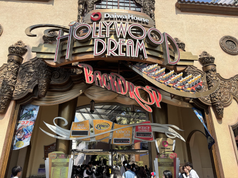 ユニバーサルスタジオジャパン ハリウッドドリームライド ハリドリ コースター バックドロップ 後ろ向き