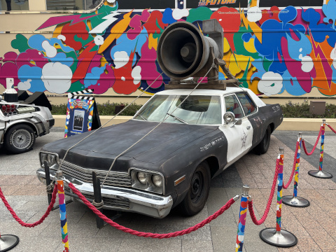 ユニバーサルスタジオジャパン 車両 25周年 特別展示